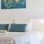 Surf By Laneez Hostel Ericeira